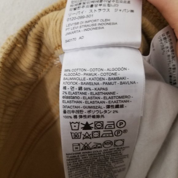 Levi's Premium RIBCAGE Boot White Tab Corduroy Pants Size 30 - Picture 14 of 14